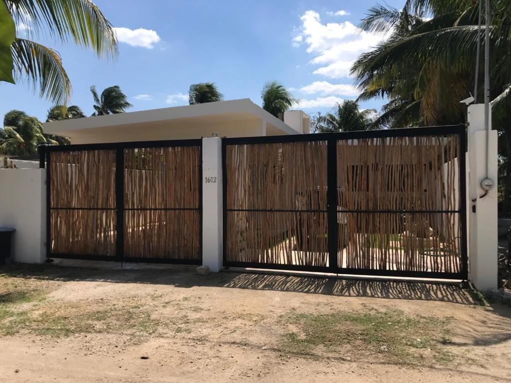Casa Tulup Sisal Villa Exterior photo
